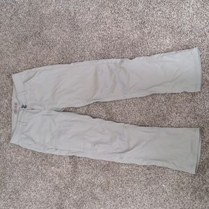 Prana Halle hiking pants in Khaki, size 8 regular